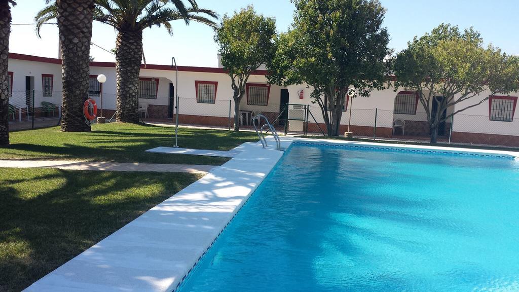 Hostal Las Parcelas Conil De La Frontera Exterior foto